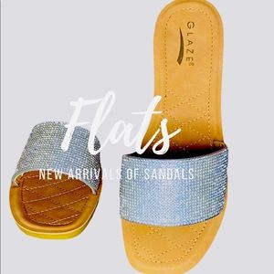 $15-$20 Flats Sandals